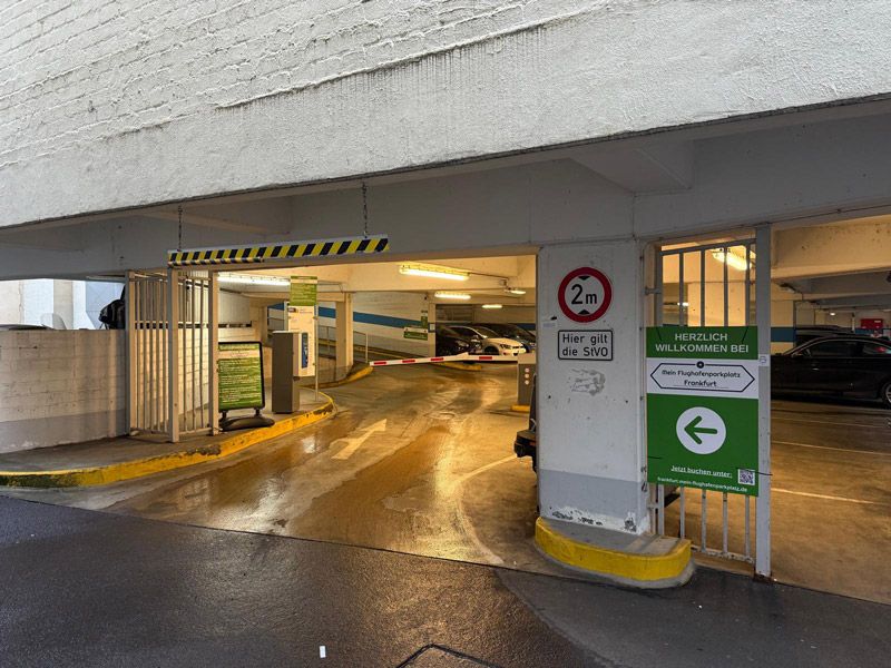Mein Flughafenparkplatz Frankfurt Parkhaus 1