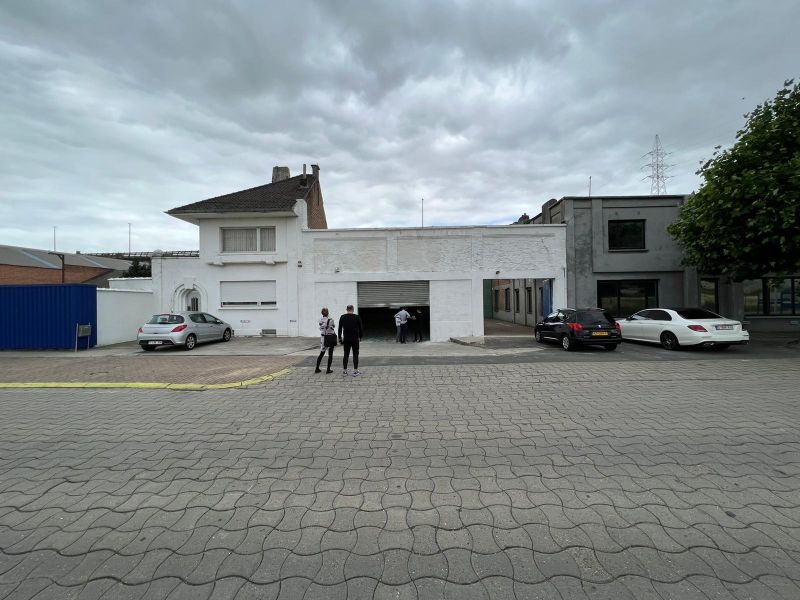 e105f493 6f67 4c55 bd49 2931b3f94f9c (1)