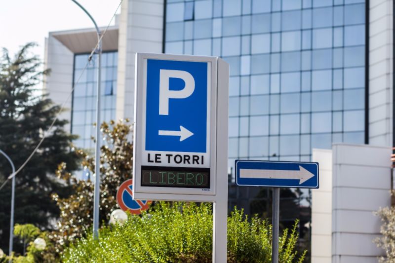 le torri parking 16