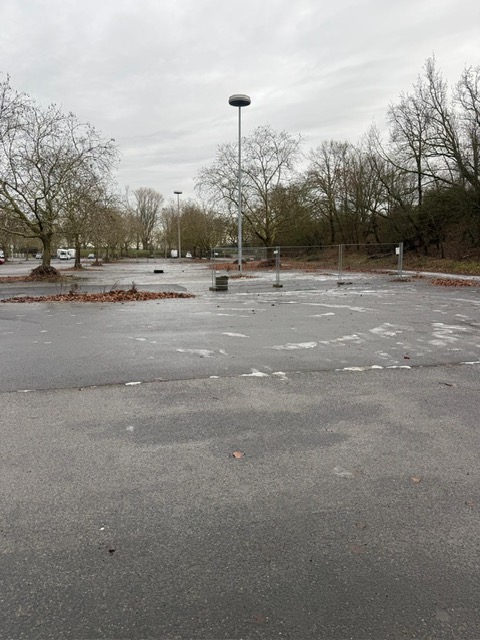 parking 246b9e3f9d72aef76e83e6335e9e5d44