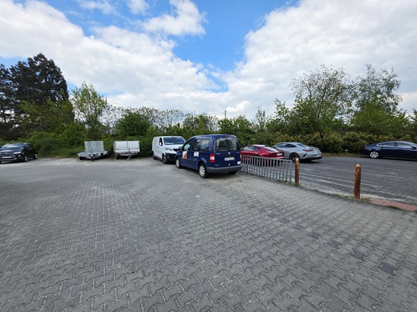 parking 0232633c62f6e1e8fe0ddeaf1973477e