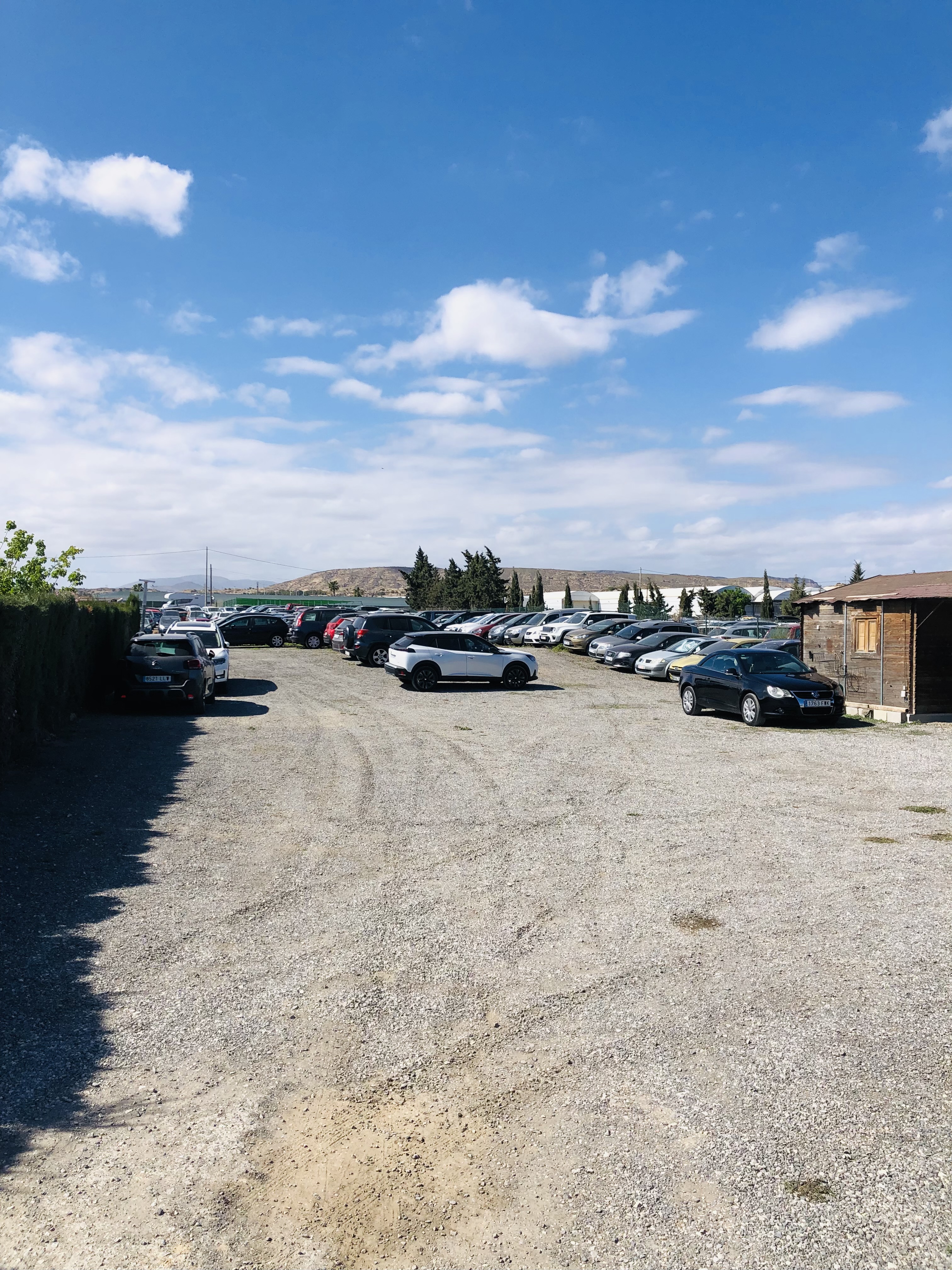parking 5af1a713f2f67db28f34446970ed56ce